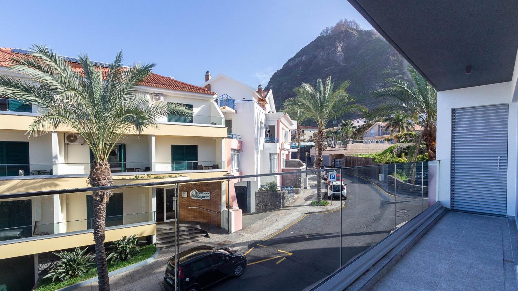 Luxury And Modern Apartment In Porto Moniz Center المظهر الخارجي الصورة